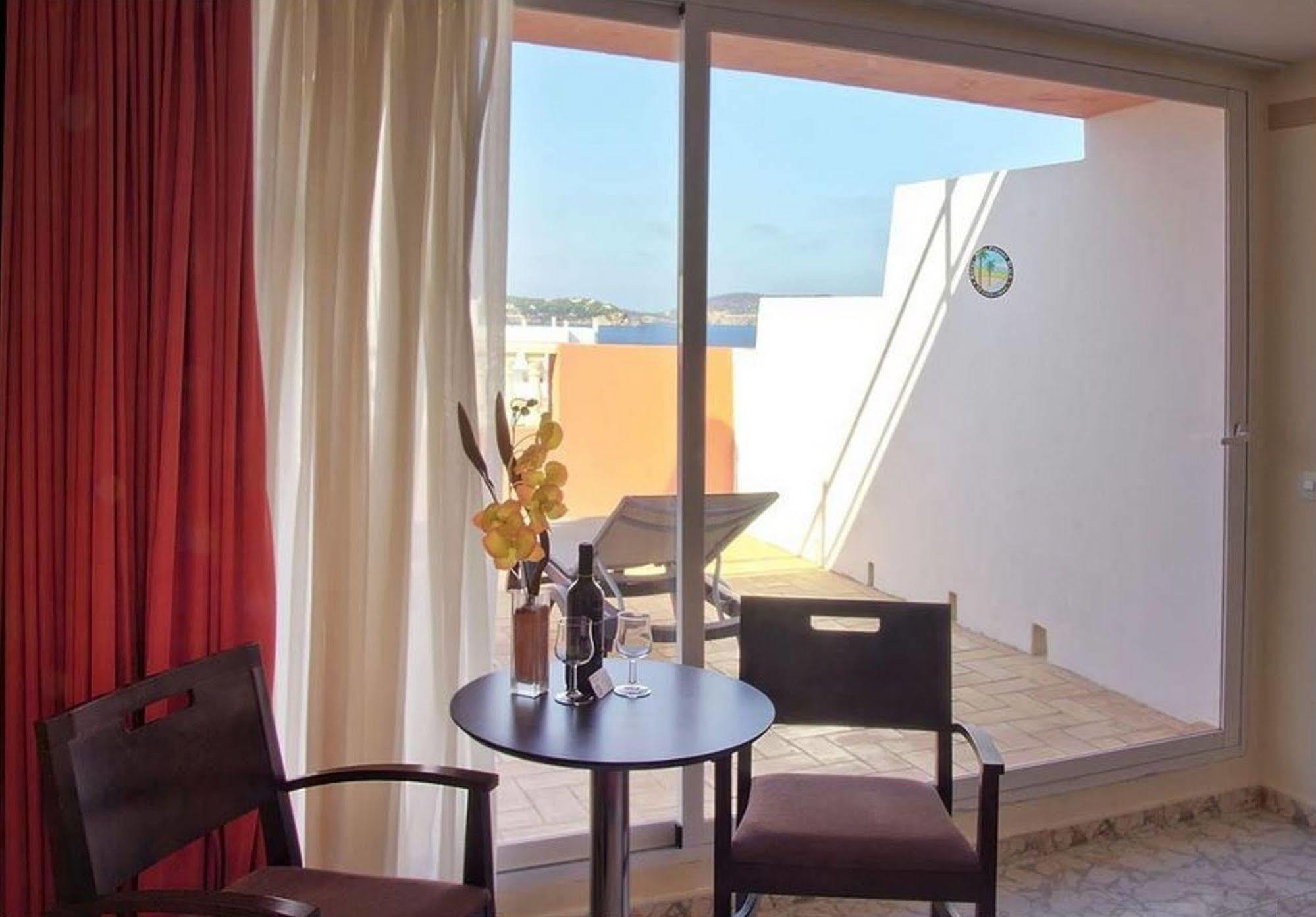 FERGUS Paraíso Beach - Adults Only Cidade de Ibiza Exterior foto